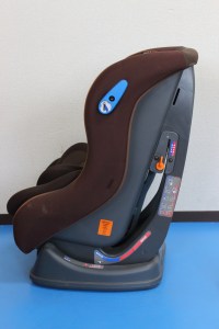 届いたチャイルドシートIMG_5664
