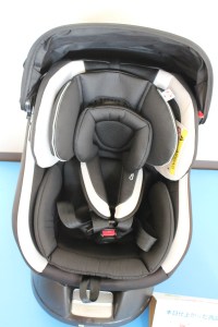 仕上ったチャイルドシートIMG_3627