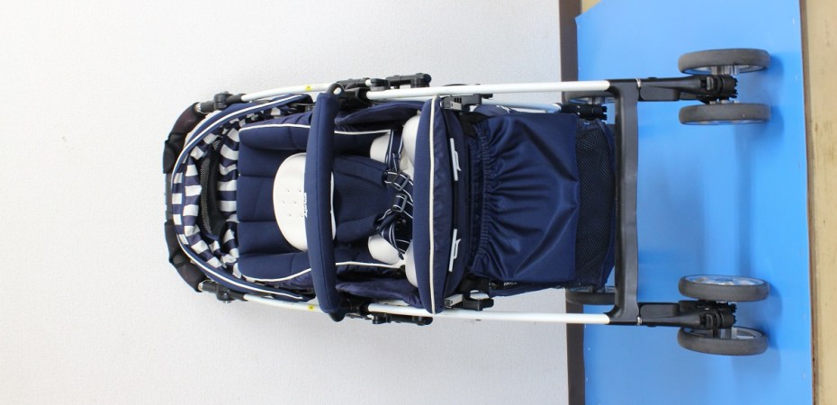 クリーニング前のベビーカー