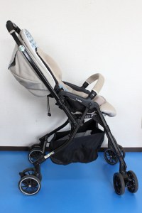 届いたベビーカー