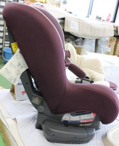 届いたチャイルドシート