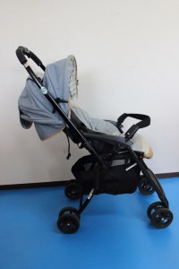 届いたベビーカー