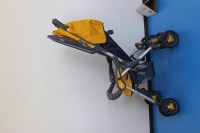 届いたベビーカーIMG_3493