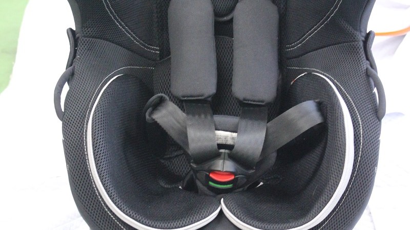 届いたチャイルドシート