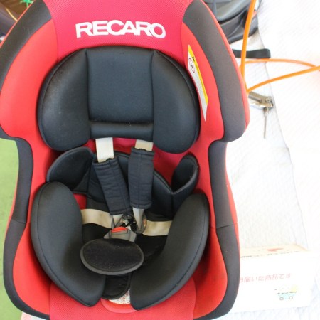 届いたチャイルドシート