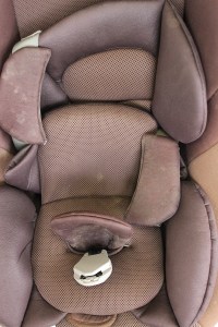 届いたチャイルドシート