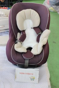 届いたチャイルドシート