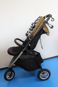 届いたベビーカー