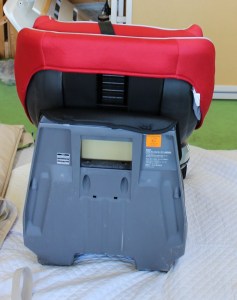 届いたチャイルドシート