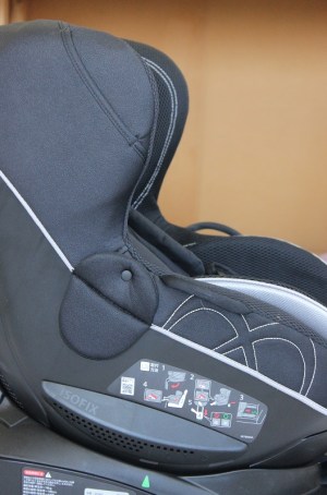 届いたチャイルドシート