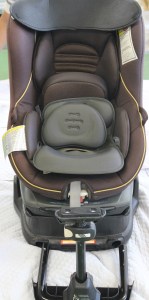 届いたチャイルドシート